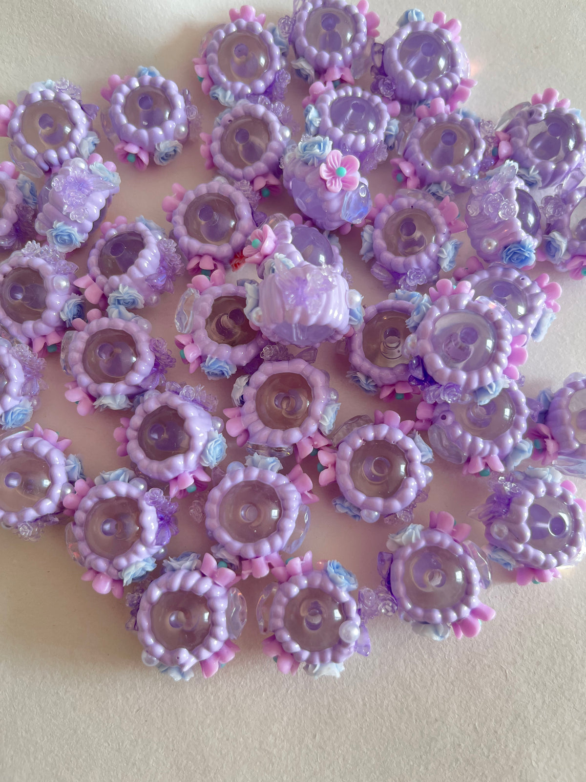 5pcs/pack purple butterfly and flower fancy beads for DIY chains and pens