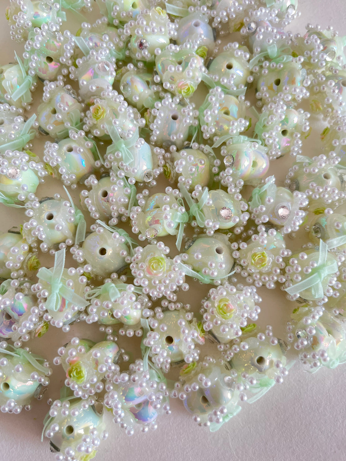 5pcs/pack heart shaped beads with bow and pearl for DIY chains and fancy pens